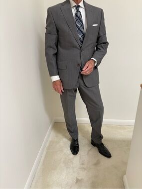 Classic Men's Gray Business Suit - Two-Piece Blazer & Trouser from Lanza
